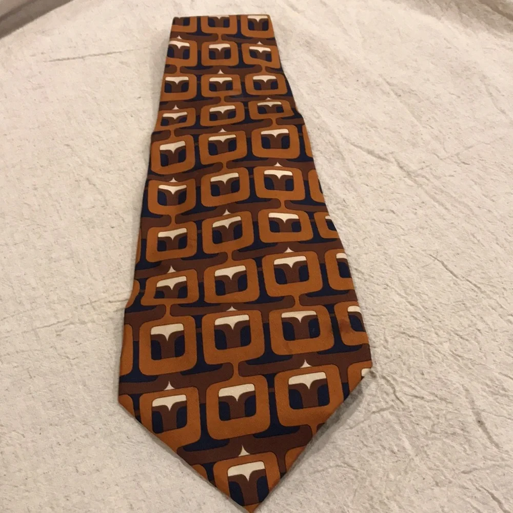 Rare Vintage Gucci Wide Silk Tie in Retro Pattern - Picture 3 of 13